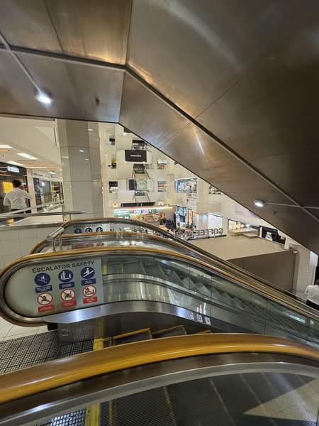 The Adelphi, 1 Coleman Street, 450 sqft, Other Retail For Rent, by Ann Lee, 500242471 - CommercialGuru.com.sg