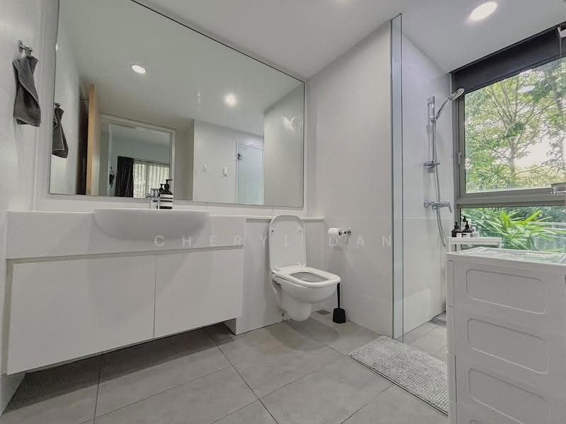 Ripple Bay, 4 Pasir Ris Link, Pasir Ris / Tampines, 2 Bedrooms, 1,001 sqft, Condominium For Sale, by Cheryl Dan, 500242473 - Master Bathroom - PropertyGuru.com.sg