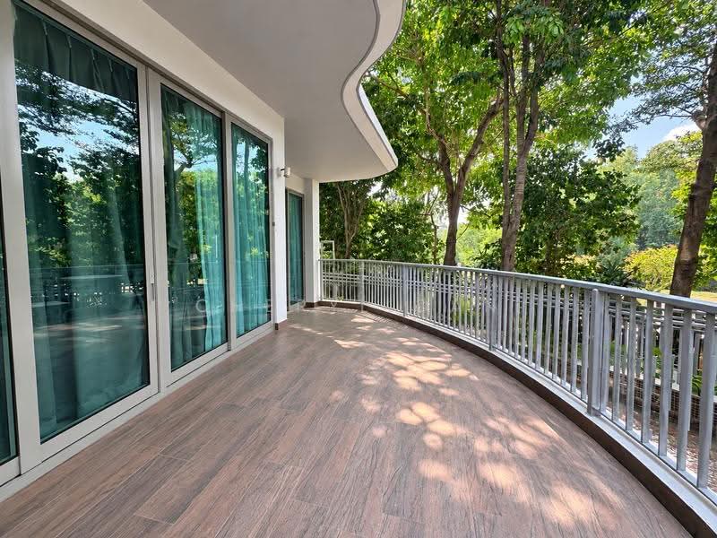 Ripple Bay, 4 Pasir Ris Link, Pasir Ris / Tampines, 2 Bedrooms, 1,001 sqft, Condominium For Sale, by Cheryl Dan, 500242473 - Balcony - PropertyGuru.com.sg