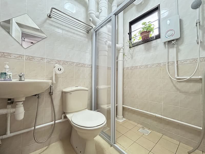 981C Buangkok Crescent, 981C Buangkok Crescent, Room Rental, 150 sqft, HDB Flat For Rent, by Patrick Ong, 500242474 - Bathroom - PropertyGuru.com.sg