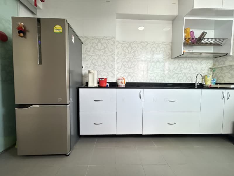 560A Spring Haven @ Jurong, 560A Jurong West Street 42, 1 Bedroom, 506 sqft, HDB Flat For Sale, by Patrick Ong, 500242482 - Kitchen - PropertyGuru.com.sg