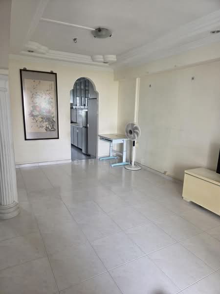 545 Bedok North Street 3, 545 Bedok North Street 3, 1 Bedroom, 643 sqft, HDB Flat For Sale, by Michelle ., 500242499 - Living Room - PropertyGuru.com.sg