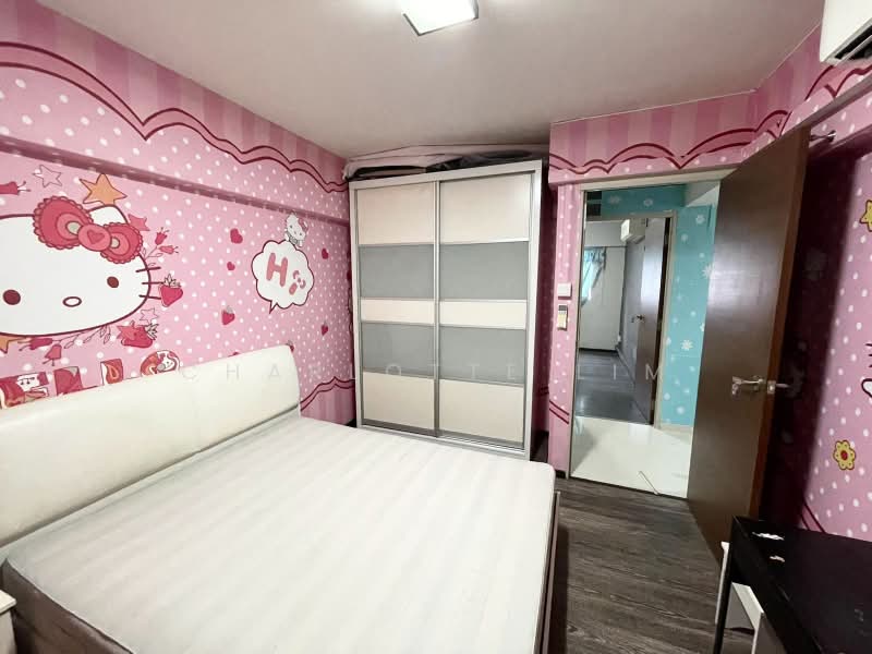 639 Yishun Street 61, 639 Yishun Street 61, 3 Bedrooms, 904 sqft, HDB Flat For Sale, by Charlotte Lim, 500242511 - Bedroom - PropertyGuru.com.sg