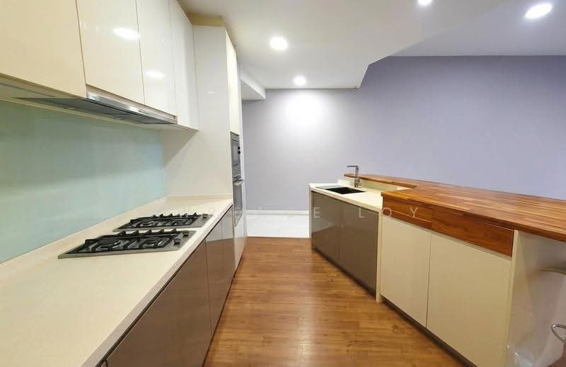 d'Leedon (Former Farrer Court), 5 Leedon Heights, Tanglin / Holland / Bukit Timah, 3 Bedrooms, 1,496 sqft, Condominium For Sale, by Lawrence Loy, 500242514 - Kitchen - PropertyGuru.com.sg