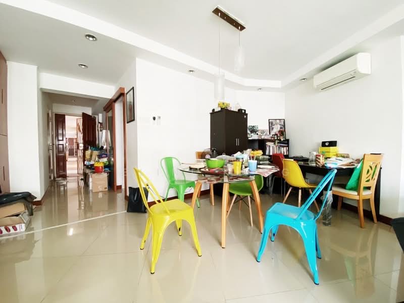 158B Rivervale Crescent, 158B Rivervale Crescent, 3 Bedrooms, 1,184 sqft, HDB Flat For Rent, by Celine Kong, 500242521 - PropertyGuru.com.sg