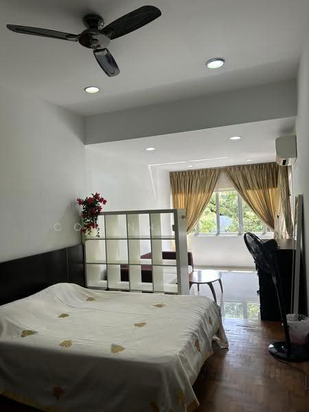 LORONG L TELOK KURAU, East Coast / Marine Parade, 1 Bedroom, 300 sqft, Semi-Detached House For Rent, by Corinna Tan, 500242544 - Bedroom - PropertyGuru.com.sg