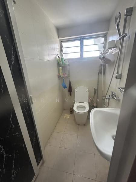 LORONG L TELOK KURAU, East Coast / Marine Parade, 1 Bedroom, 300 sqft, Semi-Detached House For Rent, by Corinna Tan, 500242544 - Bathroom - PropertyGuru.com.sg