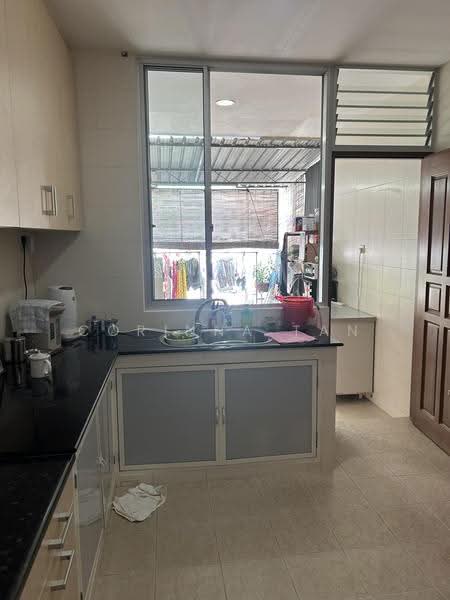 LORONG L TELOK KURAU, East Coast / Marine Parade, 1 Bedroom, 300 sqft, Semi-Detached House For Rent, by Corinna Tan, 500242544 - Kitchen - PropertyGuru.com.sg