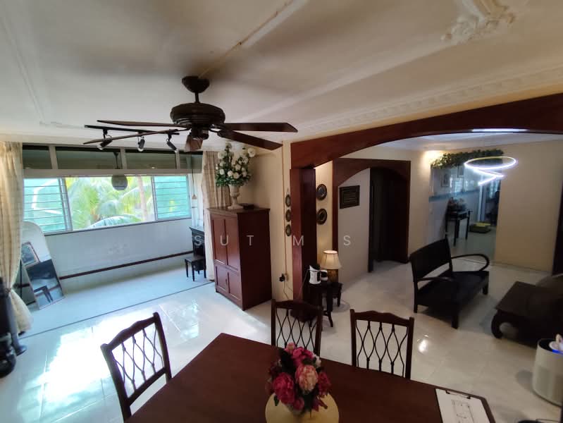 119 Pasir Ris Street 11, 119 Pasir Ris Street 11, 4 Bedrooms, 1,324 sqft, HDB Flat For Sale, by Sut M S, 500242548 - Living Room - PropertyGuru.com.sg