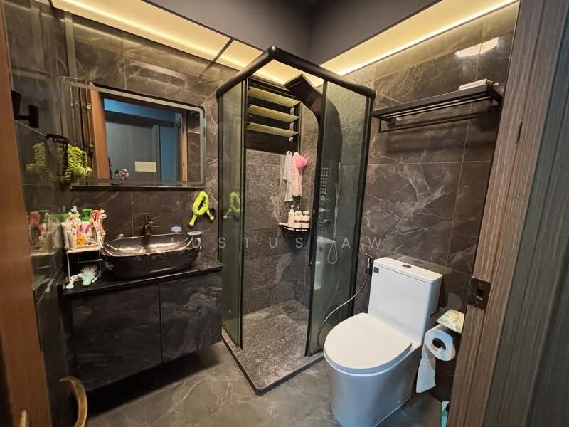 114A Alkaff Crescent, 114A  Alkaff Crescent, 2 Bedrooms, 732 sqft, HDB Flat For Sale, by Justus Aw, 500242550 - Bathroom - PropertyGuru.com.sg