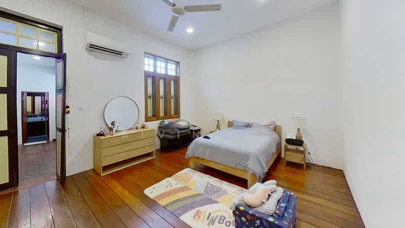 Upper East Coast Road, Upper East Coast Road, East Coast / Marine Parade, 3 Bedrooms, 2,100 sqft, Conservation House For Sale, by Alvin Yeo, 500242556 - Bedroom - PropertyGuru.com.sg
