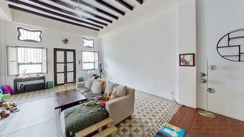 Upper East Coast Road, Upper East Coast Road, East Coast / Marine Parade, 3 Bedrooms, 2,100 sqft, Conservation House For Sale, by Alvin Yeo, 500242556 - Living Room - PropertyGuru.com.sg