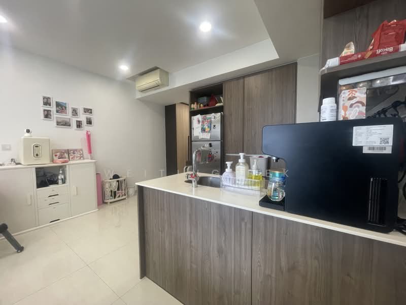Sol Acres, 8 Choa Chu Kang Grove, 2 Bedrooms, 732 sqft, Condominium For Sale, by Weiting Bek, 500242570 - Kitchen - PropertyGuru.com.sg