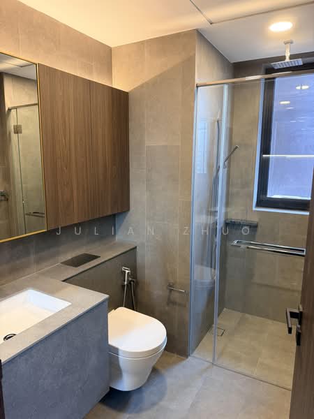 Midtown Modern, 18 Tan Quee Lan Street, 4 Bedrooms, 1,808 sqft, Condominium For Rent, by Julian Zhuo, 500242571 - Bathroom - PropertyGuru.com.sg
