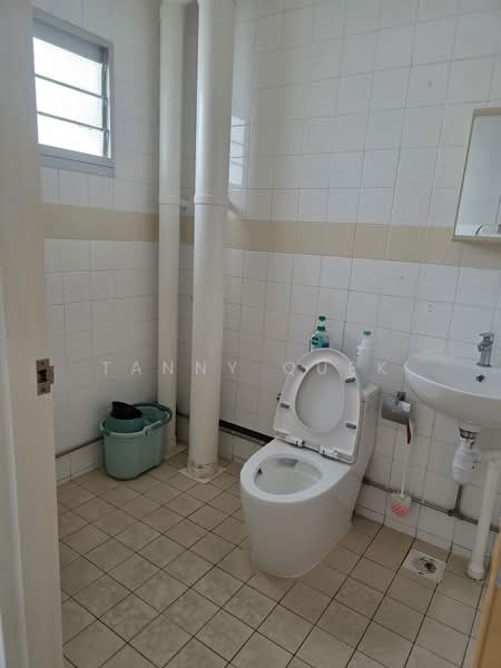 185B Rivervale Crescent, 185B Rivervale Crescent, Room Rental, 10 sqft, HDB Flat For Rent, by Tanny Quek, 500242572 - Bathroom - PropertyGuru.com.sg