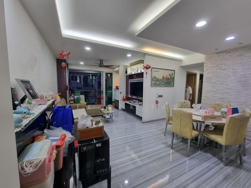 Caspian, 54 Lakeside Drive, 4 Bedrooms, 1,399 sqft, Condominium For Sale, by Kek Sek TAY, 500242574 - Living Room - PropertyGuru.com.sg