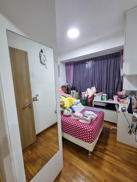 Caspian, 54 Lakeside Drive, 4 Bedrooms, 1,399 sqft, Condominium For Sale, by Kek Sek TAY, 500242574 - Bedroom - PropertyGuru.com.sg