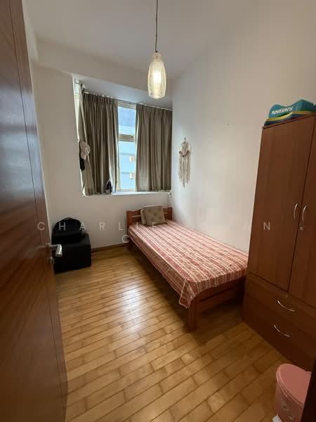 Mandale Heights, 45 Mandalay Road, 2 Bedrooms, 764 sqft, Apartment For Rent, by Charlie Ethan Chia, 500242578 - Bedroom - PropertyGuru.com.sg