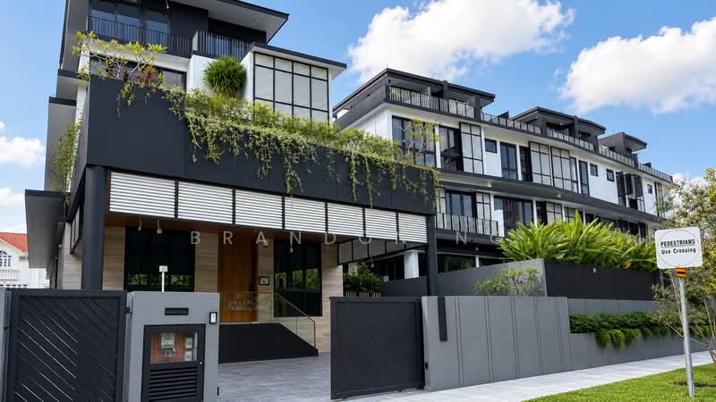 LANDED7772 @ BRAND NEW SEMI-D NEAR PASIR RIS BEACH, , 5 Bedrooms, 4,498 sqft, Semi-Detached House For Sale, by Brandon Ng, 500242582 - Exterior - PropertyGuru.com.sg