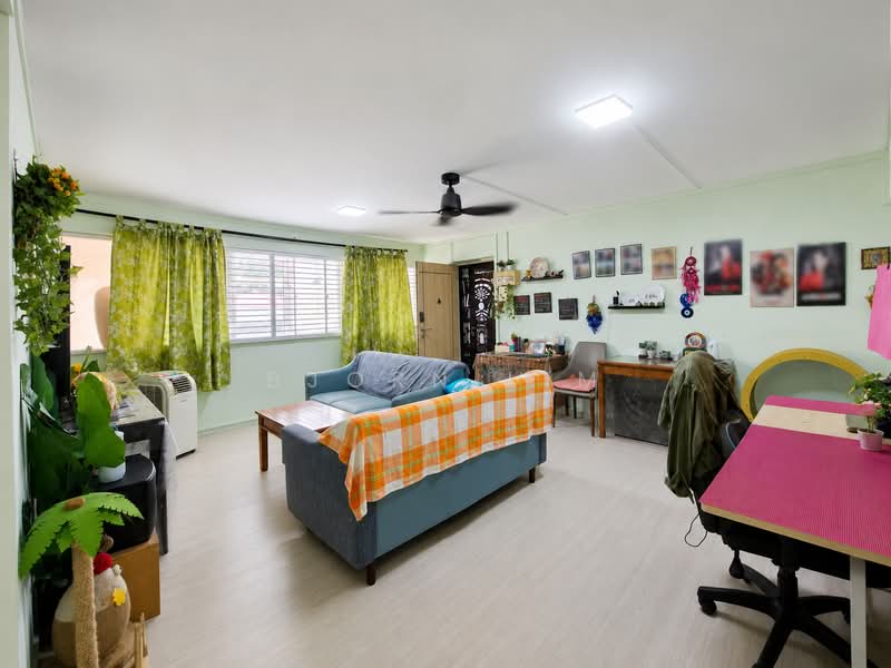 34 Bedok South Avenue 2, 34 Bedok South Avenue 2, 3 Bedrooms, 969 sqft, HDB Flat For Sale, by Bjorn Lim, 500242584 - Living Room - PropertyGuru.com.sg