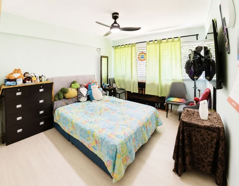 34 Bedok South Avenue 2, 34 Bedok South Avenue 2, 3 Bedrooms, 969 sqft, HDB Flat For Sale, by Bjorn Lim, 500242584 - Bedroom - PropertyGuru.com.sg