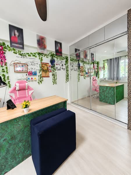 34 Bedok South Avenue 2, 34 Bedok South Avenue 2, 3 Bedrooms, 969 sqft, HDB Flat For Sale, by Bjorn Lim, 500242584 - Bedroom - PropertyGuru.com.sg
