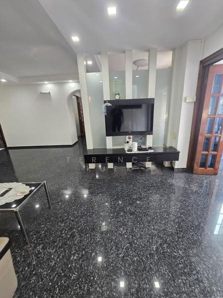 288D Jurong East Street 21, 288D Jurong East Street 21, 3 Bedrooms, 1,324 sqft, HDB Flat For Rent, by Terence Kuek, 500242592 - Living Room - PropertyGuru.com.sg