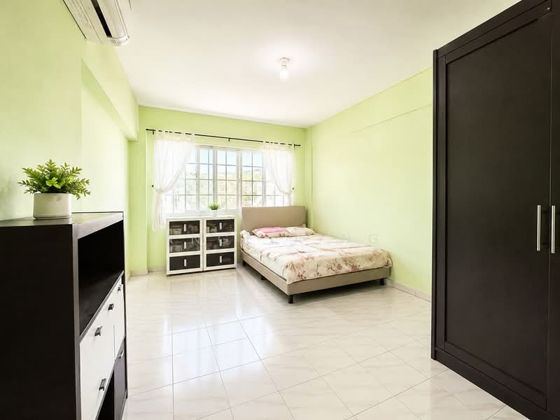 416 Hougang Avenue 10, 416 Hougang Avenue 10, 3 Bedrooms, 1,292 sqft, HDB Flat For Sale, by Angela Ng, 500242593 - Bedroom - PropertyGuru.com.sg