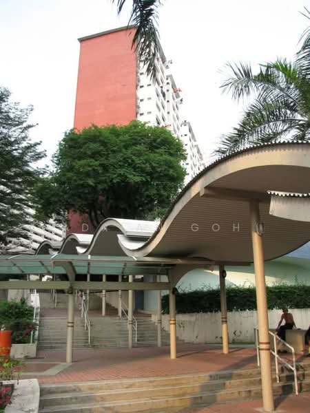 166 Stirling Road, 166 Stirling Road, 2 Bedrooms, 731 sqft, HDB Flat For Rent, by Adrian Goh, 500242594 - Exterior - PropertyGuru.com.sg