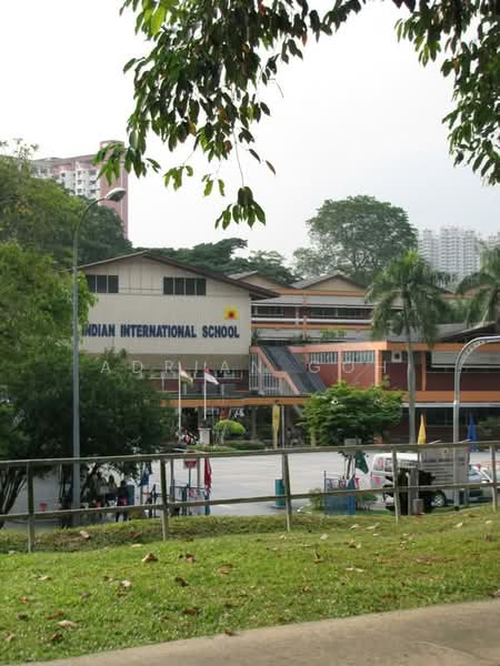 166 Stirling Road, 166 Stirling Road, 2 Bedrooms, 731 sqft, HDB Flat For Rent, by Adrian Goh, 500242594 - Exterior - PropertyGuru.com.sg