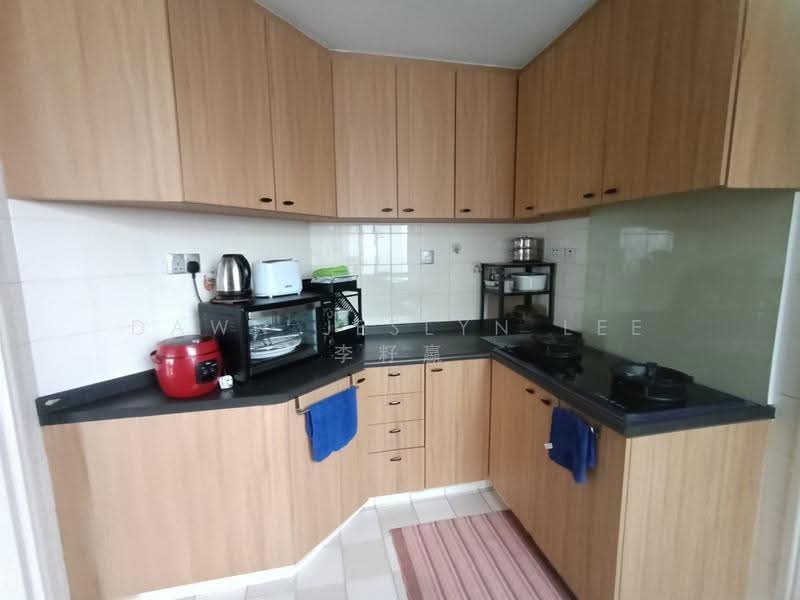 Summerdale, 2 Boon Lay Drive, Room Rental, 1,300 sqft, Condominium For Rent, by Dawn Jeslyn Lee 李籽嬴, 500242595 - Kitchen - PropertyGuru.com.sg