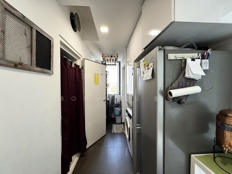 Double Bay Residences, 19B Simei Street 4, 3 Bedrooms, 1,270 sqft, Condominium For Sale, by Deborah Lu 陆滢滢, 500242608 - Corridor - PropertyGuru.com.sg