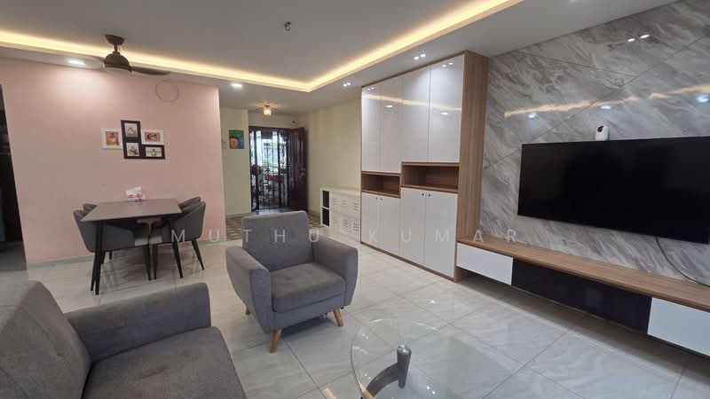 661C Jurong West Street 64, 661C Jurong West Street 64, 3 Bedrooms, 1,184 sqft, HDB Flat For Sale, by Muthu Kumar, 500242613 - Living Room - PropertyGuru.com.sg