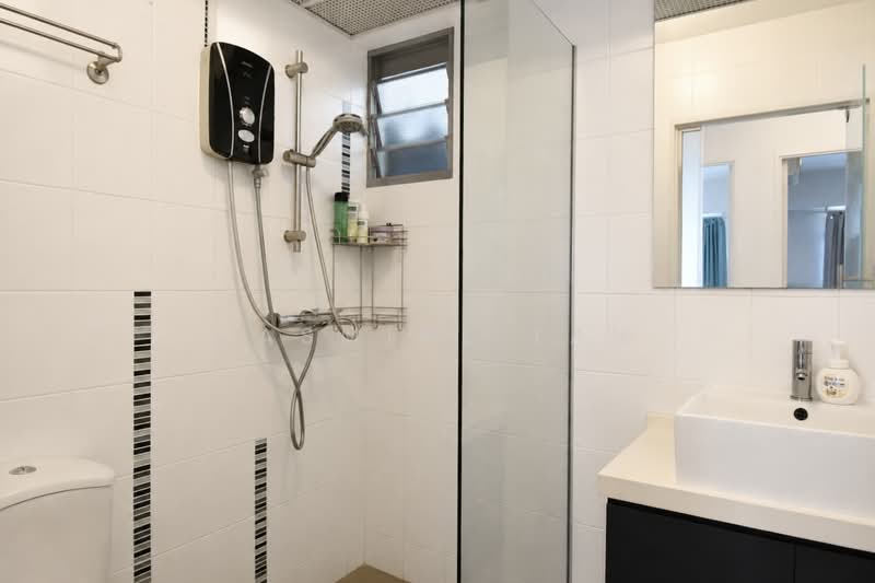 633C Senja Green, 633C Senja Road, 3 Bedrooms, 1,001 sqft, HDB Flat For Sale, by Jasmine Tan, 500242617 - Bathroom 2 - PropertyGuru.com.sg
