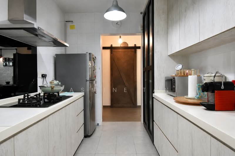 633C Senja Green, 633C Senja Road, 3 Bedrooms, 1,001 sqft, HDB Flat For Sale, by Jasmine Tan, 500242617 - Kitchen - PropertyGuru.com.sg