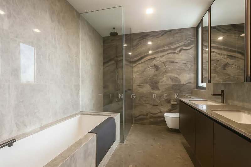 Leedon Green, 32 Leedon Heights, 3 Bedrooms, 1,356 sqft, Condominium For Rent, by Weiting Bek, 500242619 - Bathroom - PropertyGuru.com.sg