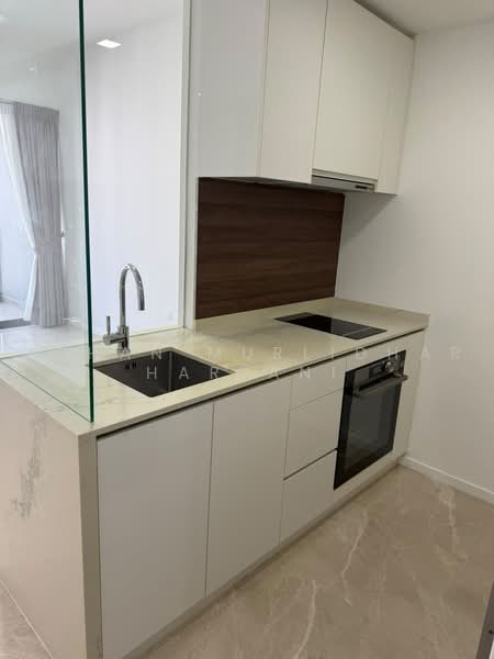 Amber 45, 45 Amber Road, East Coast / Marine Parade, 2 Bedrooms, 732 sqft, Condominium For Rent, by Mohan Murlidhar Harjani, 500242624 - Kitchen - PropertyGuru.com.sg