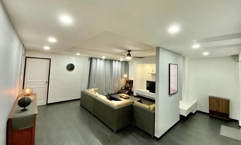 663B Jurong West Street 65, 663B Jurong West Street 65, 3 Bedrooms, 1,184 sqft, HDB Flat For Sale, by Lavena Xu, 500242628 - Living Room - PropertyGuru.com.sg