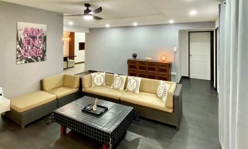 663B Jurong West Street 65, 663B Jurong West Street 65, 3 Bedrooms, 1,184 sqft, HDB Flat For Sale, by Lavena Xu, 500242628 - Living Room - PropertyGuru.com.sg