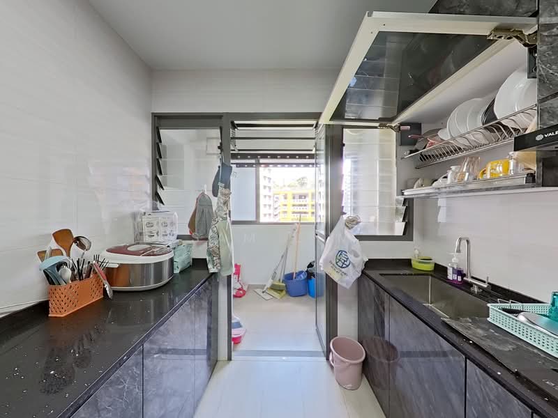 478B Yishun Street 44, 478B Yishun Street 44, 3 Bedrooms, 1,001 sqft, HDB Flat For Sale, by Sam Lim, 500242634 - Kitchen 2 - PropertyGuru.com.sg