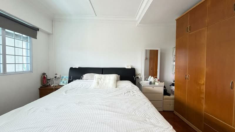 337 Jurong East Avenue 1, 337 Jurong East Avenue 1, 4 Bedrooms, 1,604 sqft, HDB Flat For Sale, by James Yeo, 500242638 - Bedroom - PropertyGuru.com.sg