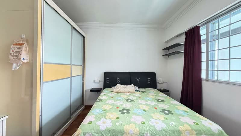 337 Jurong East Avenue 1, 337 Jurong East Avenue 1, 4 Bedrooms, 1,604 sqft, HDB Flat For Sale, by James Yeo, 500242638 - Bedroom - PropertyGuru.com.sg