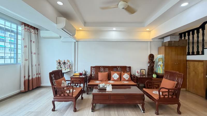 337 Jurong East Avenue 1, 337 Jurong East Avenue 1, 4 Bedrooms, 1,604 sqft, HDB Flat For Sale, by James Yeo, 500242638 - Living Room - PropertyGuru.com.sg