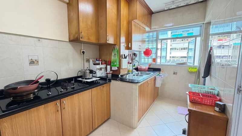 337 Jurong East Avenue 1, 337 Jurong East Avenue 1, 4 Bedrooms, 1,604 sqft, HDB Flat For Sale, by James Yeo, 500242638 - Kitchen - PropertyGuru.com.sg