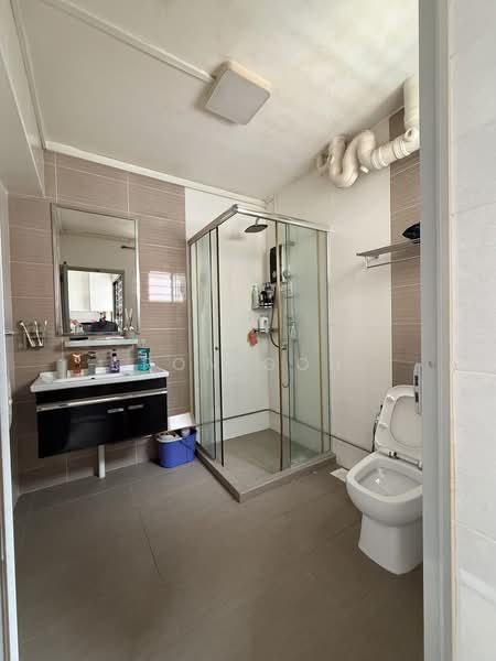 456 Pasir Ris Drive 4, 456 Pasir Ris Drive 4, 4 Bedrooms, 1,528 sqft, HDB Flat For Sale, by Ron Goh, 500242639 - Common Bath - PropertyGuru.com.sg
