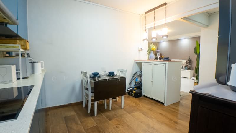 125 Kim Tian Road, 125 Kim Tian Road, Alexandra / Commonwealth, 4 Bedrooms, 1,151 sqft, HDB Flat For Sale, by Cherlyn Wang, 500242641 - Kitchen - PropertyGuru.com.sg