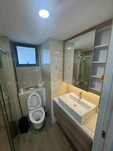 Pinnacle @ Duxton, 1E Cantonment Road, 3 Bedrooms, 1,023 sqft, HDB Flat For Sale, by Mark Yeo (杨复中), 500242648 - Master Bathroom - PropertyGuru.com.sg