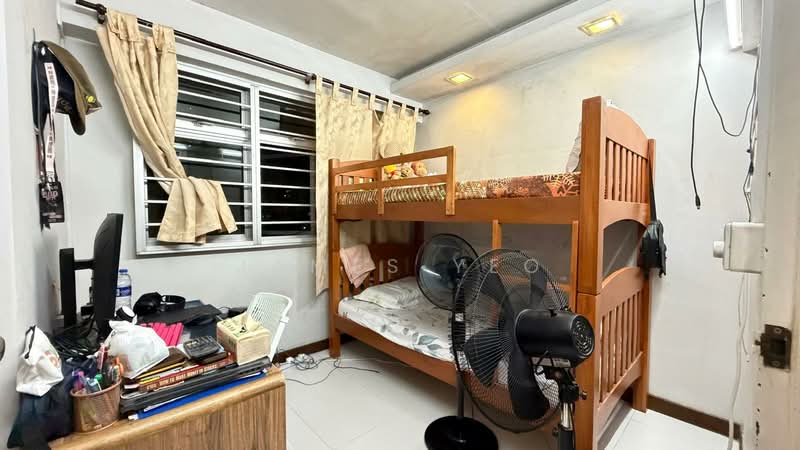 456 Yishun Street 41, 456 Yishun Street 41, 2 Bedrooms, 721 sqft, HDB Flat For Sale, by James Yeo, 500242653 - Bedroom - PropertyGuru.com.sg