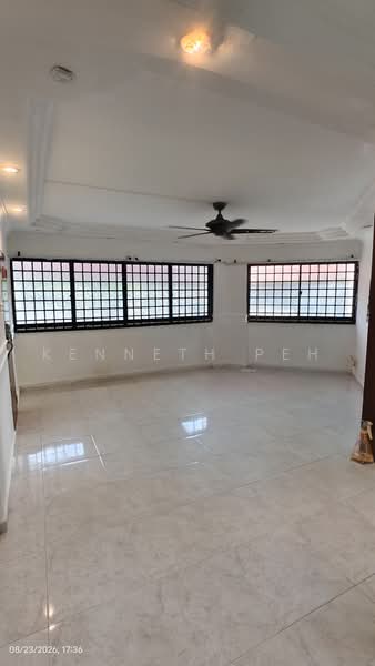 270 Tampines Street 21, 270 Tampines Street 21, 3 Bedrooms, 1,130 sqft, HDB Flat For Sale, by Kenneth Peh, 500242657 - Living Room - PropertyGuru.com.sg