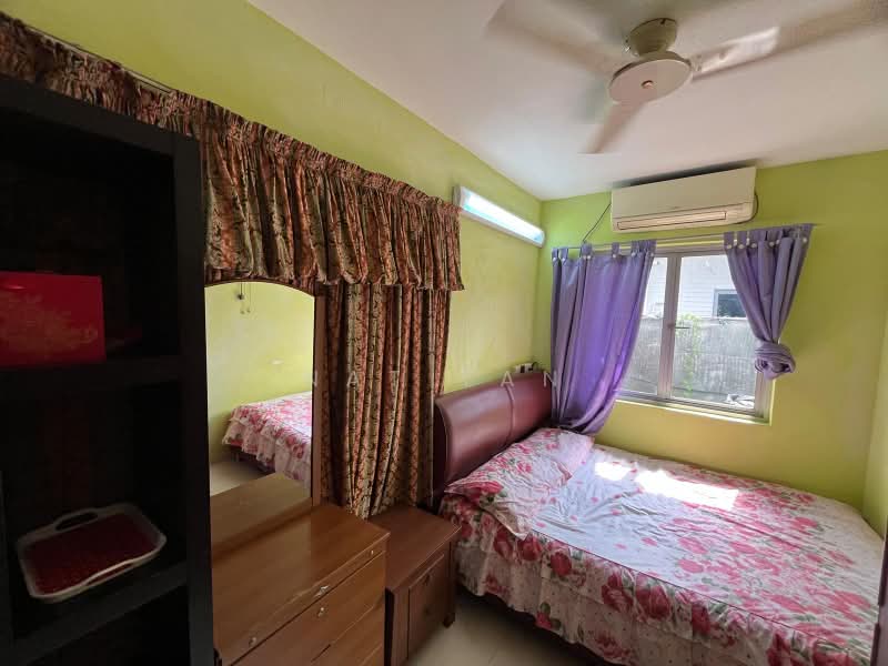 Blk 45 Jalan Bahagia (S320045), , Room Rental, 140 sqft, Terraced House For Rent, by Nat Tan, 500242661 - PropertyGuru.com.sg